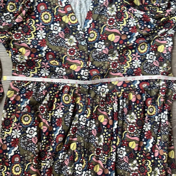 Boden Button-through Jersey Dress - Picture 10 of 11